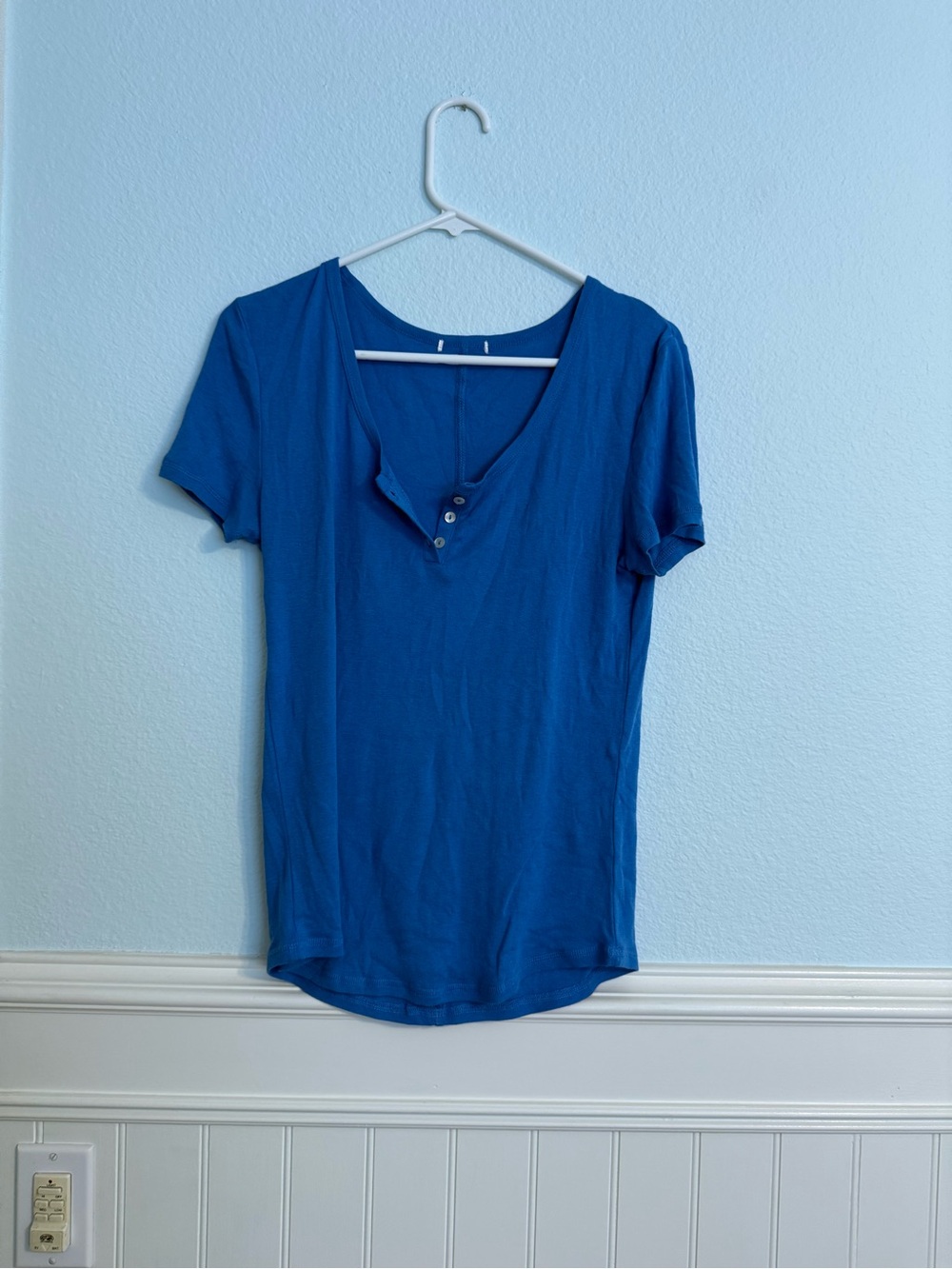 Button Henley Short Sleeve Tee in Cobalt Blue